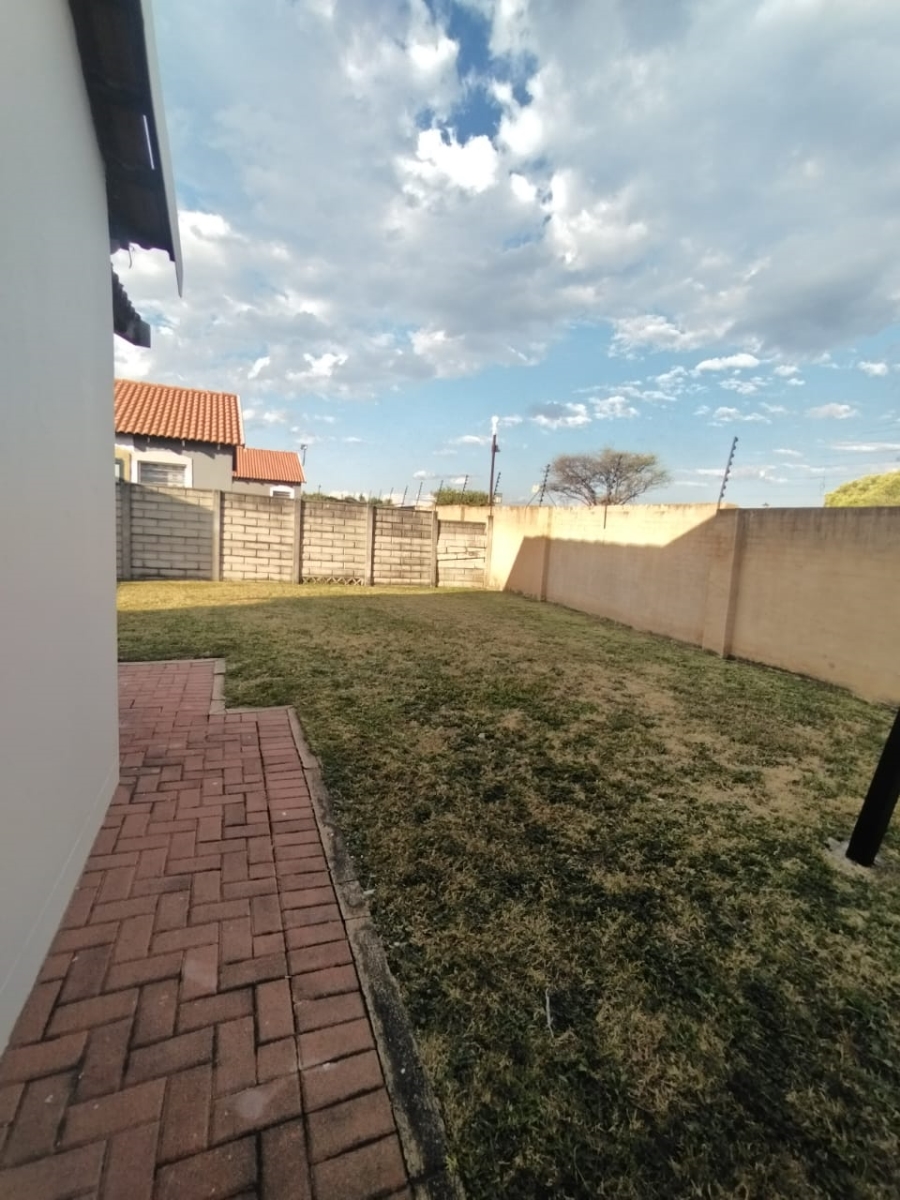2 Bedroom Property for Sale in Brits North West